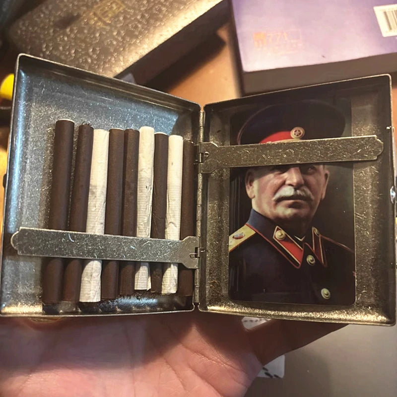 Étui à Cigarette Russe