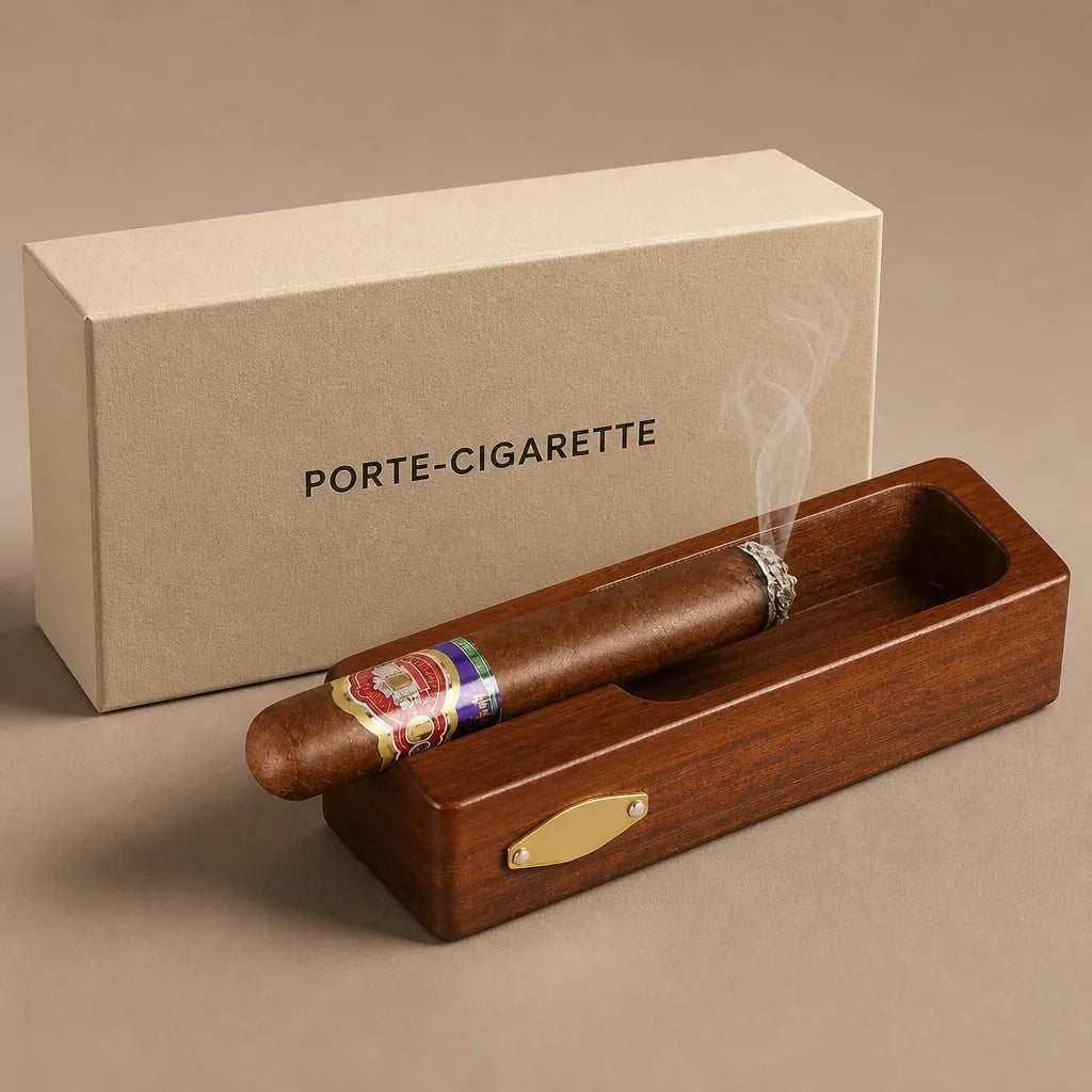 boite-a-cigarette-1900-en-bois-avec-cendrier